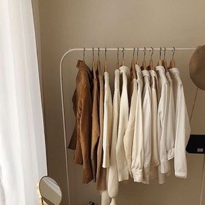 Meet your Posher, Ava